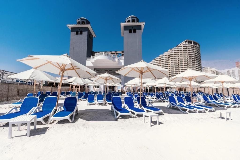 حجز إقامة فاخرة في فندق بورتو السخنة  