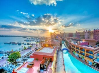 شواطئ البحر المتوسط